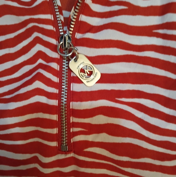 Michael Michael Kors Women's Red & White Zebra Print Sleeveless Blouse. - Picture 2 of 14